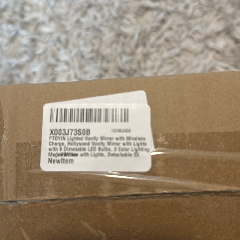 Amazon Vanity Mirror - Picture 3 of 4